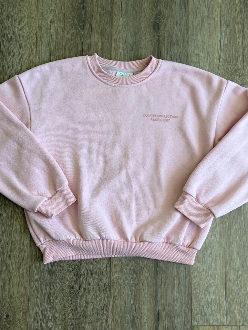 Comfrt Pastel Collection Youth Crewneck l Large